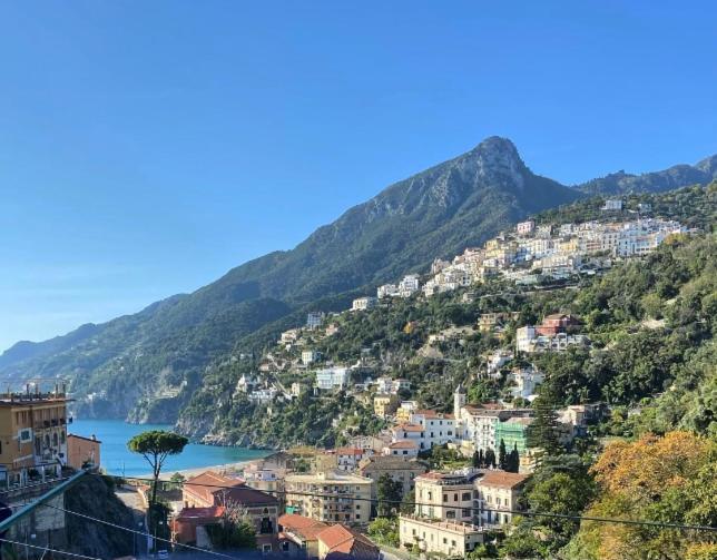 Panoramic Flat Amalfi Coast - Sea View Apartment Vietri sul Mare Exterior photo